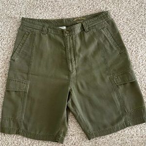 Tommy Bahama Men’s Cargo Shorts